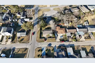 5103 Willow Glen Drive, Houston, TX 77033 - Photo 25