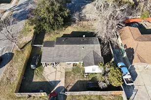 5103 Willow Glen Dr, Houston, TX 77033 - Photo 23