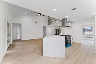 7631 Ashton Dr, Houston, TX 77095 - Photo 11