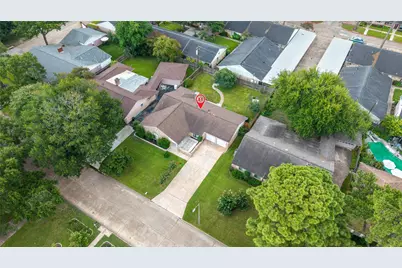 11411 Ash Creek Drive, Houston, TX 77043 - Photo 3