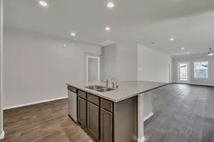 6212 Hendricks Hbr Dr, Conroe, TX 77304 - Photo 5