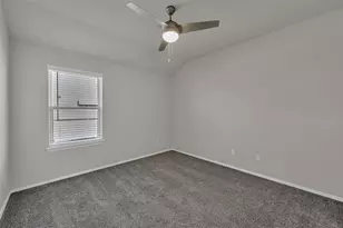 6212 Hendricks Hbr Dr, Conroe, TX 77304 - Photo 23