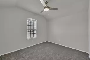 6212 Hendricks Hbr Dr, Conroe, TX 77304 - Photo 25