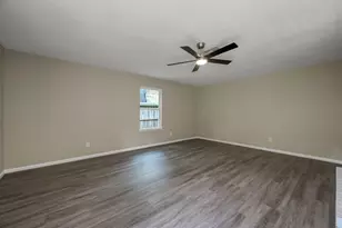 10 Basal Briar Ct, The Woodlands, TX 77381 - Photo 11