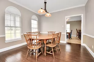 8114 Beach Haven Dr, Baytown, TX 77523 - Photo 9