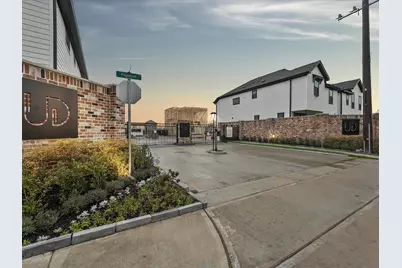 9218 Washington Heights Street, Houston, TX 77063 - Photo 9