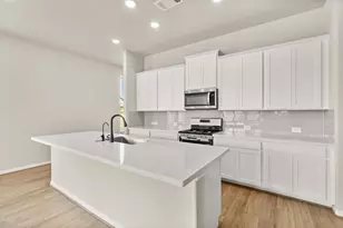 313 Redbud Rdg Dr, Brookshire, TX 77423 - Photo 5