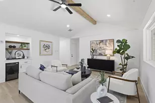 8806 Twisting Vine Ln, Houston, TX 77040 - Photo 5