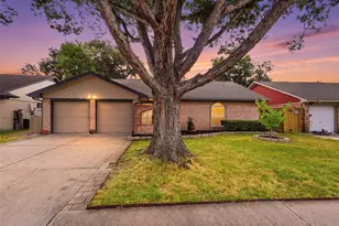 8806 Twisting Vine Ln, Houston, TX 77040 - Photo 27