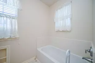 5123 Redemption Cir, Houston, TX 77018 - Photo 17