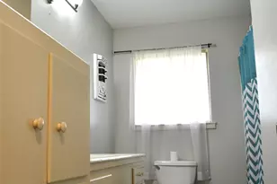 101 Summit Dr, Conroe, TX 77303 - Photo 11