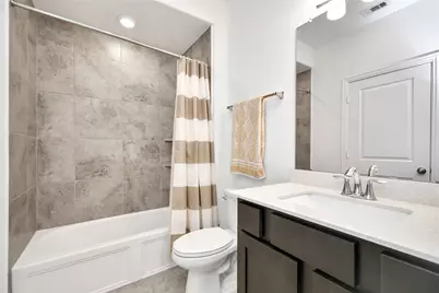 11012 Mikula Drive, Houston, TX 77043 - Photo 5