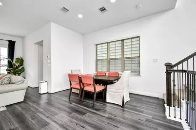 11012 Mikula Drive, Houston, TX 77043 - Photo 31