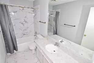 3146 Wagon Trail Dr, Sugar Land, TX 77479 - Photo 11