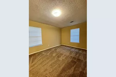 1510 N Avenue Q, Freeport, TX 77541 - Photo 13