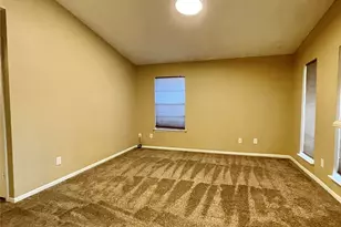 1510 N Avenue Q, Freeport, TX 77541 - Photo 7