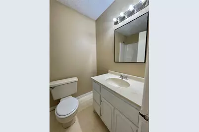 1510 N Avenue Q, Freeport, TX 77541 - Photo 11