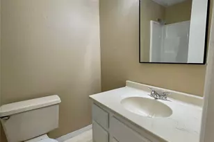 1510 N Avenue Q, Freeport, TX 77541 - Photo 11