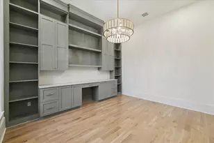 915 Wildwood Ln, Bellaire, TX 77401 - Photo 5