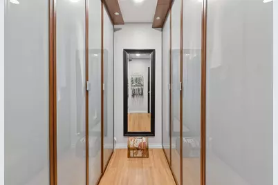 5743 Warm Springs Road, Houston, TX 77035 - Photo 27