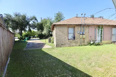 1125 Usener Street, Houston, TX 77009 - Photo 7