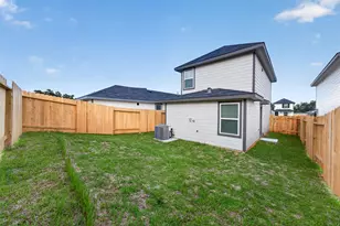 12239 Shield Crest Ct, Willis, TX 77378 - Photo 29