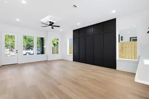9119 Henrietta St, Houston, TX 77088 - Photo 9