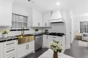 2823 W Pebble Beach Dr, Missouri City, TX 77459 - Photo 9