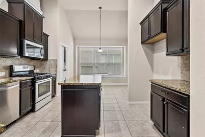 13743 Slate Mountain Lane, Houston, TX 77044 - Photo 11