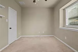 13743 Slate Mountain Ln, Houston, TX 77044 - Photo 29