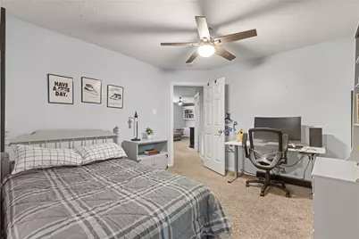 5827 Mountain View Drive, Houston, TX 77345 - Photo 33