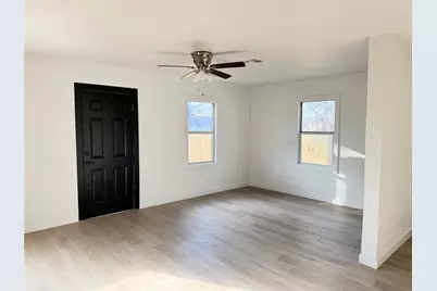 9306 Grady Street, Houston, TX 77016 - Photo 7