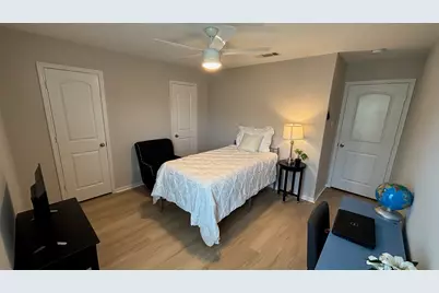 10551 Logger Pine Trail, Houston, TX 77088 - Photo 11