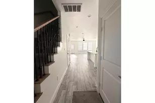 7710 Darnay Dr, Houston, TX 77033 - Photo 5