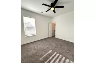 7710 Darnay Dr, Houston, TX 77033 - Photo 35