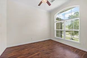 7214 Deep Forest Dr, Houston, TX 77088 - Photo 5