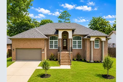 7214 Deep Forest Drive, Houston, TX 77088 - Photo 1