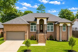 7214 Deep Forest Dr, Houston, TX 77088 - Photo 1