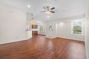 7214 Deep Forest Dr, Houston, TX 77088 - Photo 11