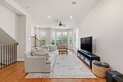 2110 Shearn Street #16, Houston, TX 77007 - Photo 5