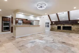 417 White Wing Ln, Houston, TX 77079 - Photo 9