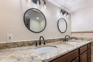 417 White Wing Ln, Houston, TX 77079 - Photo 13