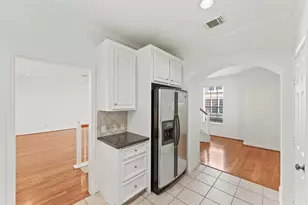 1433 Oneil St, Houston, TX 77019 - Photo 9