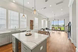 10756 Craighead Dr, Houston, TX 77025 - Photo 11