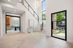 14106 Heatherfield Dr, Houston, TX 77079 - Photo 5