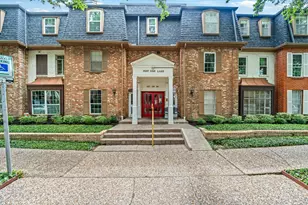 359 N Post Oak Ln, Houston, TX 77024 - Photo 1