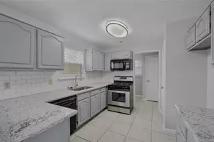 14515 Cypress Meadow Dr, Cypress, TX 77429 - Photo 5