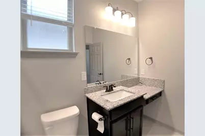 8656 Hollyoaks Creek Lane, Houston, TX 77063 - Photo 21