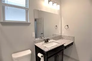 8656 Hollyoaks Creek Ln, Houston, TX 77063 - Photo 21