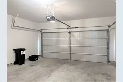 8656 Hollyoaks Creek Lane, Houston, TX 77063 - Photo 25